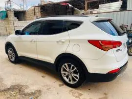 هيونداي سانتفي دي ام 2013