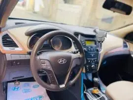 هيونداي سانتفي دي ام 2013