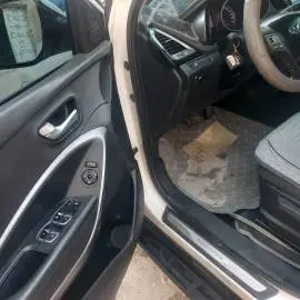 هونداي دي ام 2014, دمشق, RF83098946