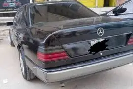 مرسيدس E230 1987, دمشق