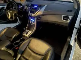 هونداي افانتي 2012