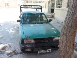 نيسان 1200ss 1992