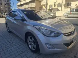 Hyundai Elantra 2011