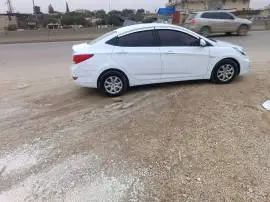 هيونداي اكسنت 2011