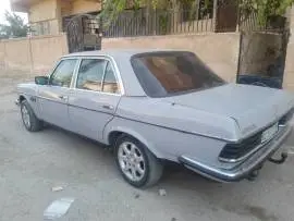 مرسيدس 280 موديل 76, دمشق, RF44270264