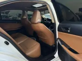 لكزس IS 250 موديل 2014