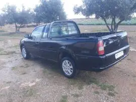 فورد فوكس 2002