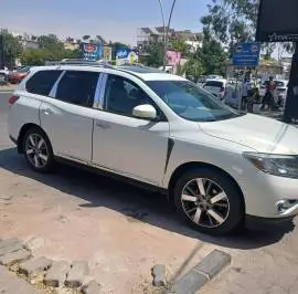 نيسان باث فايندر 2014, دمشق, RF16575972