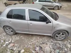 سكودة فابيا ستيشن 2002