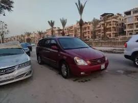 كيا كرنفال 2010, RF83756140