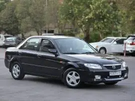 مازدا 323 2002