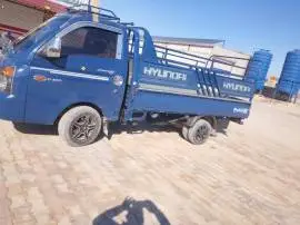 سيارة بورتر 2012, RF10724807