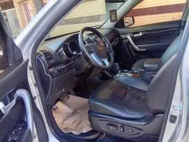 كيا سيرنتو 2011, RF50641827