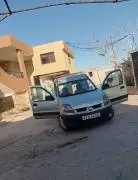 بيكاب رينو 205, حمص, RF10050619