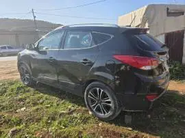 2011 Tucson, RF73576033