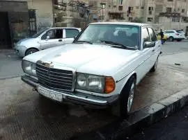 Mercedes 230 1978, Damascus, RF17274036