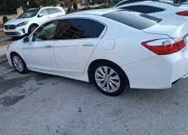 Mercedes E220 Diesel 2011, Aleppo, RF17503677