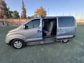 فان جراند ستاراكس H1 2012 للبيع, دمشق, RF85452377