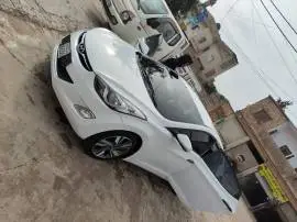 هيونداي النترا 2011, RF92269242