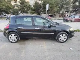 رينو ميغان 2005, RF10783860