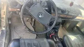 مرسيدس 230 موديل 1984, RF19516368