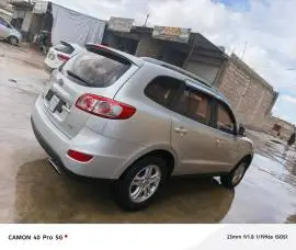 هيونداي سي ام 2010, RF38406538