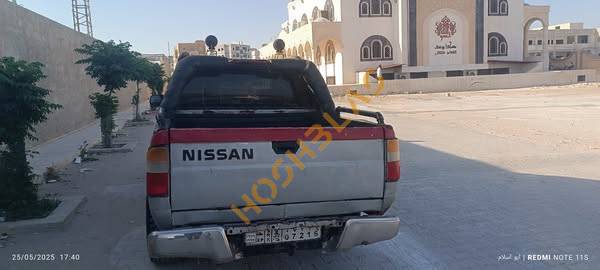 نيسان اوربي 2002