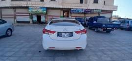 Hyundai Elantra 2012