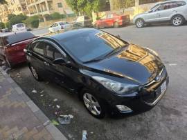 Hyundai Elantra 2012