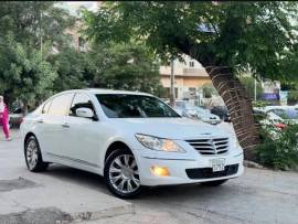 هونداي جنسيس 2012 للبيع