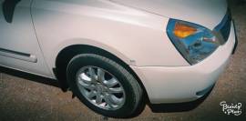 Kia Carnival 2011