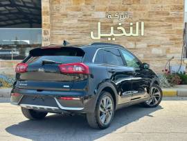 كيا نيرو 2017