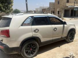 كيا سورينتو 2010