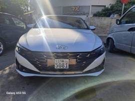 Hyundai Elantra 2023