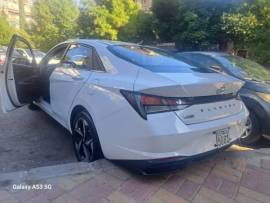 Hyundai Elantra 2023