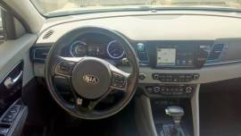 Kia Niro Hybrid Touring 2018