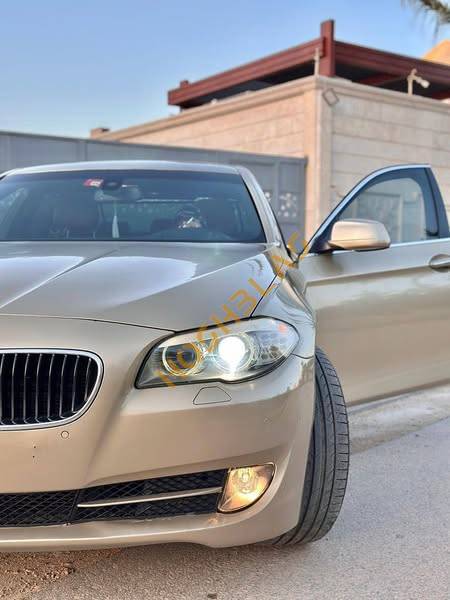 بي ام دبليو 523i 2011