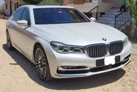 BMW 750LI Xdrive 2016