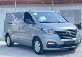 هيونداي فان غراند H1 2018 للبيع بدمشق