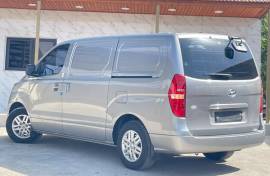 Hyundai Grand H1 Van 2018 for sale