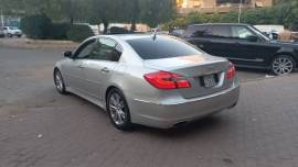 هونداي جينسس ٢٠١٣