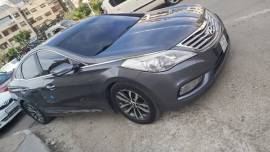 Hyundai Azera 2011