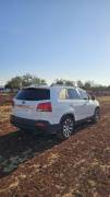 Kia Sorento 2011 White