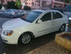 كيا سيراتو 2008 للبيع