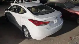 هيونداي إلنترا 2013