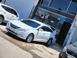 هونداي سوناتا 2012 للبيع