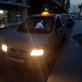 رينو فرنسي 2002