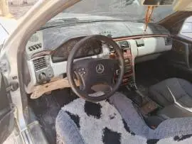 Mercedes Namli 2002