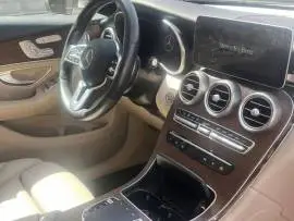 مرسيدس بنز GLC 300 4MATIC موديل 2020