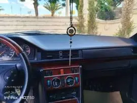 Mercedes Benz W-124 1988, Aleppo